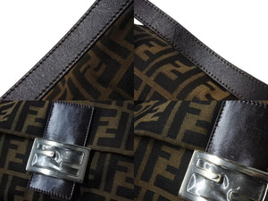 極美品 FENDI フェンディ マンマバケット ショルダーバッグ ズッカ柄 ブラウン コットンキャンバス レザー シルバー金具 中古 4b003682