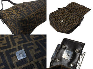 極美品 FENDI フェンディ マンマバケット ショルダーバッグ ズッカ柄 ブラウン コットンキャンバス レザー シルバー金具 中古 4b003682