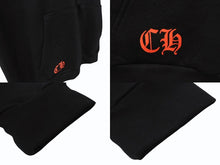 Load image into Gallery viewer, 極美品 CHROMEHEARTS クロムハーツ セントバース限定バックホースシュープリントパーカー ブラック ホワイト レッド サイズL 中古 4b003720