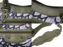 Load image into Gallery viewer, BALENCIAGA バレンシアガ 花柄 The City ザシティ 2WAY ハンドバッグ レザー ナイロン グリーン ワンショルダー 良品 中古 4b003730