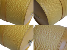 Load image into Gallery viewer, LOUIS VUITTON ルイヴィトン スフロ ハンドバッグ M52229 エピ レザー イエロー ゴールド金具 美品 中古 4b003735