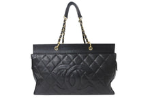 Load image into Gallery viewer, CHANEL シャネル チェーンボストンバッグ 8番台 ココマーク キャビアスキン ブラック イタリア製 ゴールド金具 美品 中古 4b003746