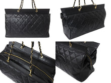 Load image into Gallery viewer, CHANEL シャネル チェーンボストンバッグ 8番台 ココマーク キャビアスキン ブラック イタリア製 ゴールド金具 美品 中古 4b003746