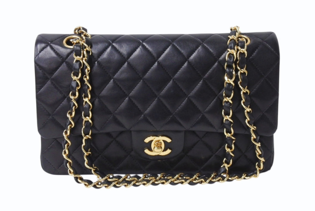 極美品 CHANEL シャネル マトラッセ25 Wフラップ Wチェーンショルダーバッグ 6番台 ラムスキン ココマーク ブラック ゴールド金具 中古 4b003761