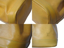 Load image into Gallery viewer, LOUIS VUITTON ルイヴィトン ノエ ショルダーバッグ エピレザー M44009 イエロー パープル ゴールド金具 美品 中古 4b003783