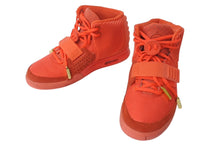 Load image into Gallery viewer, NIKE YEEZY2 ナイキ エアイージー2 ハイカットスニーカー RED OCTOBER レッドオクトーバー 508214-660 レッド サイズUS6.5 美品 中古 4b003821