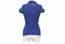 Load image into Gallery viewer, me ISSEY MIYAKE ミー イッセイミヤケ チェック柄 プリーツ加工 半袖シャツ MI02FK667 日本製 グリーン 美品 中古 4b003827