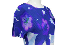 Load image into Gallery viewer, me ISSEY MIYAKE ミー イッセイミヤケ 花柄 プリーツ 半袖 カットソー パープル ホワイト ポリエステル Mi61FJ401 サイズF 美品 中古 4b003829