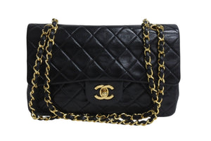 極美品 CHANEL シャネル マトラッセ23 Wフラップ Wチェーンショルダーバッグ 1番台 ラムスキン ココマーク ブラック ゴールド金具 中古 4b003835