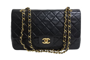 極美品 CHANEL シャネル マトラッセ25 Wフラップ Wチェーンショルダーバッグ 2番台 ラムスキン ココマーク ブラック ゴールド金具 中古 4b003836
