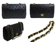 Load image into Gallery viewer, 極美品 CHANEL シャネル マトラッセ25 Wフラップ Wチェーンショルダーバッグ 2番台 ラムスキン ココマーク ブラック ゴールド金具 中古 4b003836