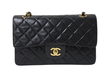 Load image into Gallery viewer, 極美品 CHANEL シャネル マトラッセ23 Wフラップ Wチェーンショルダーバッグ 3番台 ラムスキン ココマーク ブラック ゴールド金具 中古 4b003838
