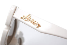 Load image into Gallery viewer, LOEWE ロエベ サングラス フラワーシェイプ PAULA&#39;s IBIZA LW40088U インジェクションナイロン イタリア製 ホワイト 美品 中古 4b003851