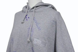 VETEMENTS ヴェトモン SCRIBBLED HOODIE ハンドペイントプリント オーバーサイズ プルオーバーパーカー グレー サイズXS UE54HD480G 美品 中古 4b003872