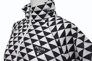 PRADA プラダ.トライアングルロゴ ナイロンパーカー ノーカラー ジャケット 29R115 ブラック ホワイト サイズ36 美品 中古 4b003877