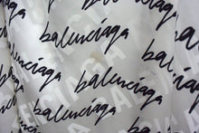 Load image into Gallery viewer, BALENCIAGA バレンシアガ 総柄 ボウタイ付き アシンメトリー ドレス 20年 ホワイト ブラック シルク ノースリーブ 626319 サイズ34 美品 中古 4b003882
