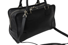 Load image into Gallery viewer, LOEWE ロエベ アマソナ36 ハンドバッグ 2WAY アナグラムロゴ エンボス加工 レザー ブラック シルバー金具 美品 中古 4b003901