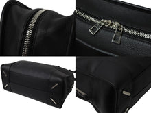 Load image into Gallery viewer, LOEWE ロエベ アマソナ36 ハンドバッグ 2WAY アナグラムロゴ エンボス加工 レザー ブラック シルバー金具 美品 中古 4b003901