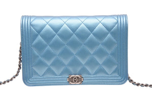 極美品 CHANEL シャネル ボーイシャネル チェーンウォレット ショルダーバッグ A80287 24番台 キャビアスキン ココマーク 中古 4b003912