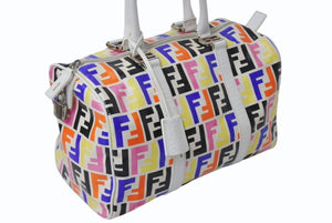 FENDI フェンディ ハンドバッグ 8BL098 PVC レザー マルチカラー ホワイト ズッカ柄 総柄 シルバー金具 美品 中古 4b003938