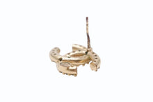 Load image into Gallery viewer, 極美品 CHANEL シャネル ココマーク ピアス 片耳 アクセサリー ラインストーン GP ゴールド 3g 中古 4b003941