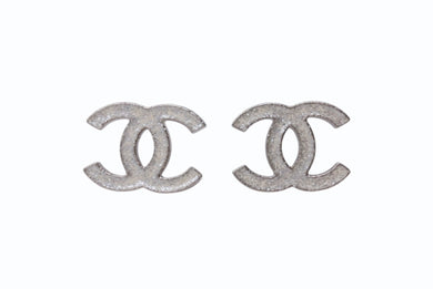 極美品 CHANEL シャネル ピアス ココマーク 両耳 12C刻印 メタル 4.0g ホワイト シルバーグリッダー 中古 4b003959