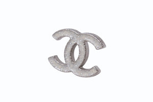 極美品 CHANEL シャネル ピアス ココマーク 両耳 12C刻印 メタル 4.0g ホワイト シルバーグリッダー 中古 4b003959
