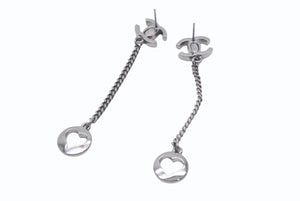 極美品 CHANEL シャネル ピアス ココマーク ドロップチェーン くり抜きハート 06P刻印 メタル メタルブラック金具 中古 4b003980