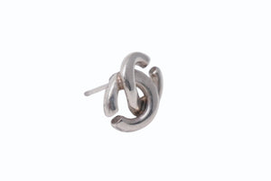 極美品 CHANEL シャネル ココマーク フープ ピアス スクエア柄 両耳 01P刻印 2.4g メタル シルバー 中古 4b003970