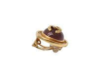Load image into Gallery viewer, CHANEL シャネル イヤリング ターンロック グリポア カラーストーン ココマーク 95P刻印 重量約19.5 GP ゴールド ワインレッド 美品 中古 4b003975