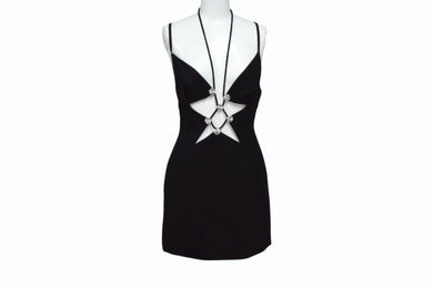新品未使用 AREA エリア STAR CUTOUT MINI DRESS スターカットアウト ミニドレス 2401D22184 サイズM ブラック 中古 4b003993