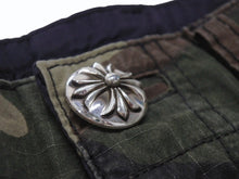 画像をギャラリービューアに読み込む, 未使用 CHROME HEARTS クロムハーツ Devil Dog Shorts デビルドッグ カーゴショーツ サイズ29 CHクロスパッチ カモフラ柄 中古 4b004047 