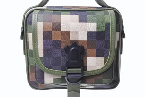 新品未使用 LOUIS VUITTON ルイヴィトン クエストメッセンジャー ショルダーバッグ ダモフラージュキャンバス カーキ 中古 4b004054