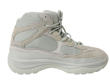 Load image into Gallery viewer, ADIDAS YEEZY DSRT BT ADLT アディダス イージー デザートブーツ スニーカー ベージュ レザー 29.0cm FV5677 中古 4b004075