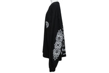 Load image into Gallery viewer, 新品同様 CHROME HEARTS クロムハーツ ラスベガス限定 ホースシュー ロゴ ロンT 長袖Tシャツ ブラック ホワイト サイズXXL 中古 4b004085