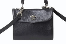 Load image into Gallery viewer, 極美品 CHROME HEARTS クロムハーツ ドッグアダムス BSフレア 2WAYバッグ ダガージップ レザー シルバ−925 ブラック 中古 4b004099