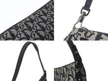 Load image into Gallery viewer, ChristianDior クリスチャンディオール トロッター サドルポーチ ロゴ ハンドバッグ 総柄 ブラック シルバー金具 MC1002 美品 中古 4b004102