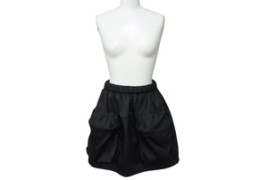 極美品 PRADA プラダ ナイロン ミニスカート 21H853 サイズ38 フレア ブラック イタリア製 中古 4b004126