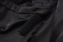 Load image into Gallery viewer, 極美品 PRADA プラダ ナイロン ミニスカート 21H853 サイズ38 フレア ブラック イタリア製 中古 4b004126