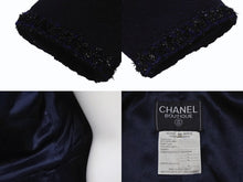 Load image into Gallery viewer, 極美品 CHANEL シャネル ノーカラー ツイードジャケット サイズ40 ココマークボタン ネイビー ヴィンテージ 中古 4b004128