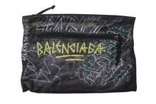 Load image into Gallery viewer, BALENCIAGA バレンシアガ 18SS Graffiti Clutch Bag グラフィティ クラッチバッグ 459745 ブラック 良品 中古 4b004145