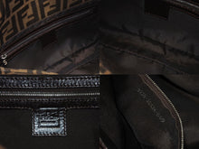 Load image into Gallery viewer, 極美品 FENDI フェンディ マンマバケット ワンショルダーバッグ ズッカ柄 キャンバス レザー ブラウン シルバー金具 中古 4b004168