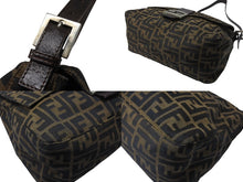 Load image into Gallery viewer, FENDI フェンディ ハンドバッグ マンマバケット ブラウン キャンバス レザー 26325 シルバー金具 美品 中古 4b004173