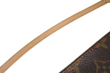Load image into Gallery viewer, 極美品 LOUIS VUITTON ルイヴィトン モノグラム チェリー ポシェットアクセソワール アクセサリーポーチ 村上隆 M95008 中古 4b004193