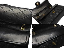 Load image into Gallery viewer, CHANEL シャネル マトラッセ25 Wフラップ Wチェーンショルダーバッグ 3番台 ココマーク ラムスキン ブラック 美品 中古 4b004206