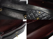 Load image into Gallery viewer, CHANEL シャネル マトラッセ25 Wフラップ Wチェーンショルダーバッグ 3番台 ココマーク ラムスキン ブラック 美品 中古 4b004206