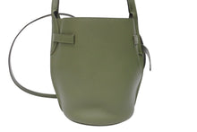 Load image into Gallery viewer, 極美品 CELINE セリーヌ ハンドバッグ ショルダーバッグ 2way ビッグバッグ ナノ バスケット 187243A4T カーキ カーフスキン 中古 4b004210