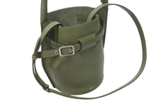 Load image into Gallery viewer, 極美品 CELINE セリーヌ ハンドバッグ ショルダーバッグ 2way ビッグバッグ ナノ バスケット 187243A4T カーキ カーフスキン 中古 4b004210