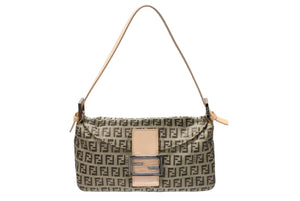 極美品 FENDI フェンディ ワンショルダーバッグ マンバケット ズッカ柄 8BR009 ベージュ ブラウン シルバー金具 中古 4b004215