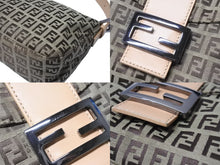 Load image into Gallery viewer, 極美品 FENDI フェンディ ワンショルダーバッグ マンバケット ズッカ柄 8BR009 ベージュ ブラウン シルバー金具 中古 4b004215